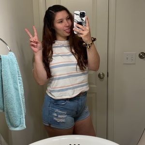 Meet your Posher, Allison